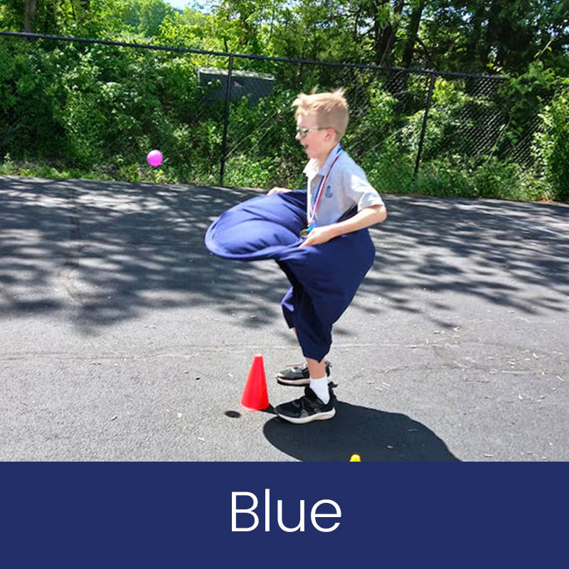 Outdoor-Fangspiel mit Riesenhose für Gruppenspaß