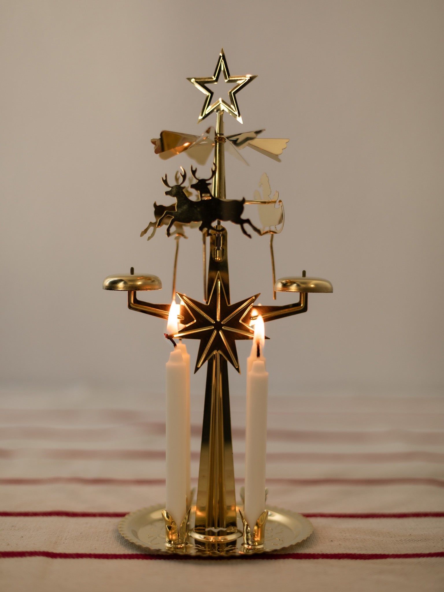 Klangvolles Weihnachtsglockenspiel aus hochwertigem Messing für festliche Stimmung