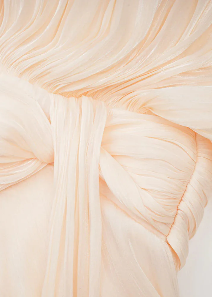 Elegantes Estelle Kleid in edlem Champagner-Farbton