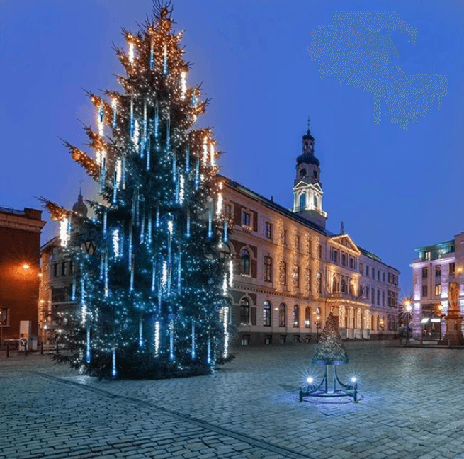 Schneefall-LED-Lichterkette für gemütliche Festtage und festliche Dekoration