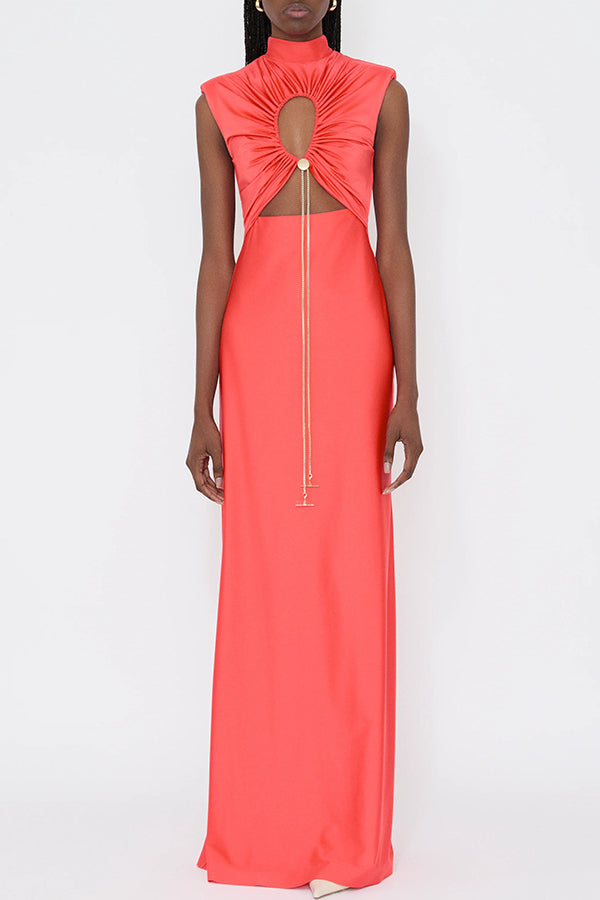 Elegantes hohles Maxikleid mit hohem Ausschnitt und elastischer, geraffter Büste – perfekt für einen stilvollen Look