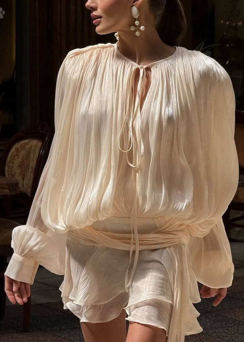 Elegantes Estelle Kleid in edlem Champagner-Farbton