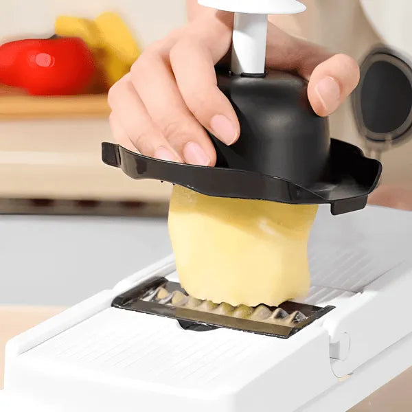 Multifunktionaler Lebensmittelschneider, Reibe und Schäler