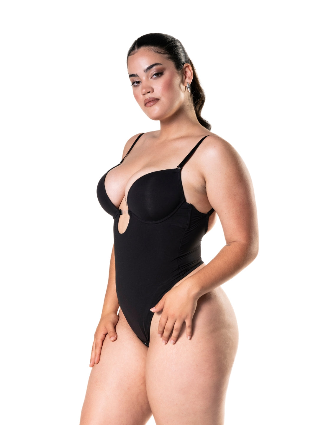 Verführerischer Bodysuit mit tiefem Tanga für spannende Momente